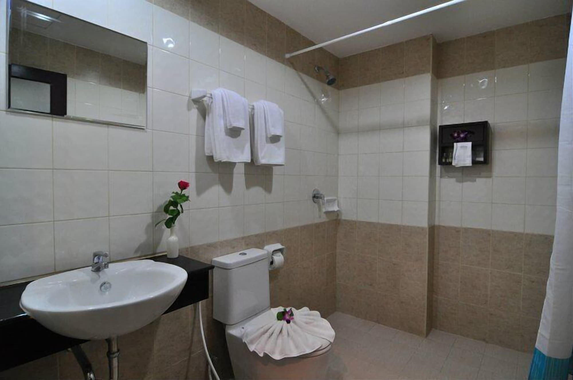 Sharaya Residence Patong Exterior foto