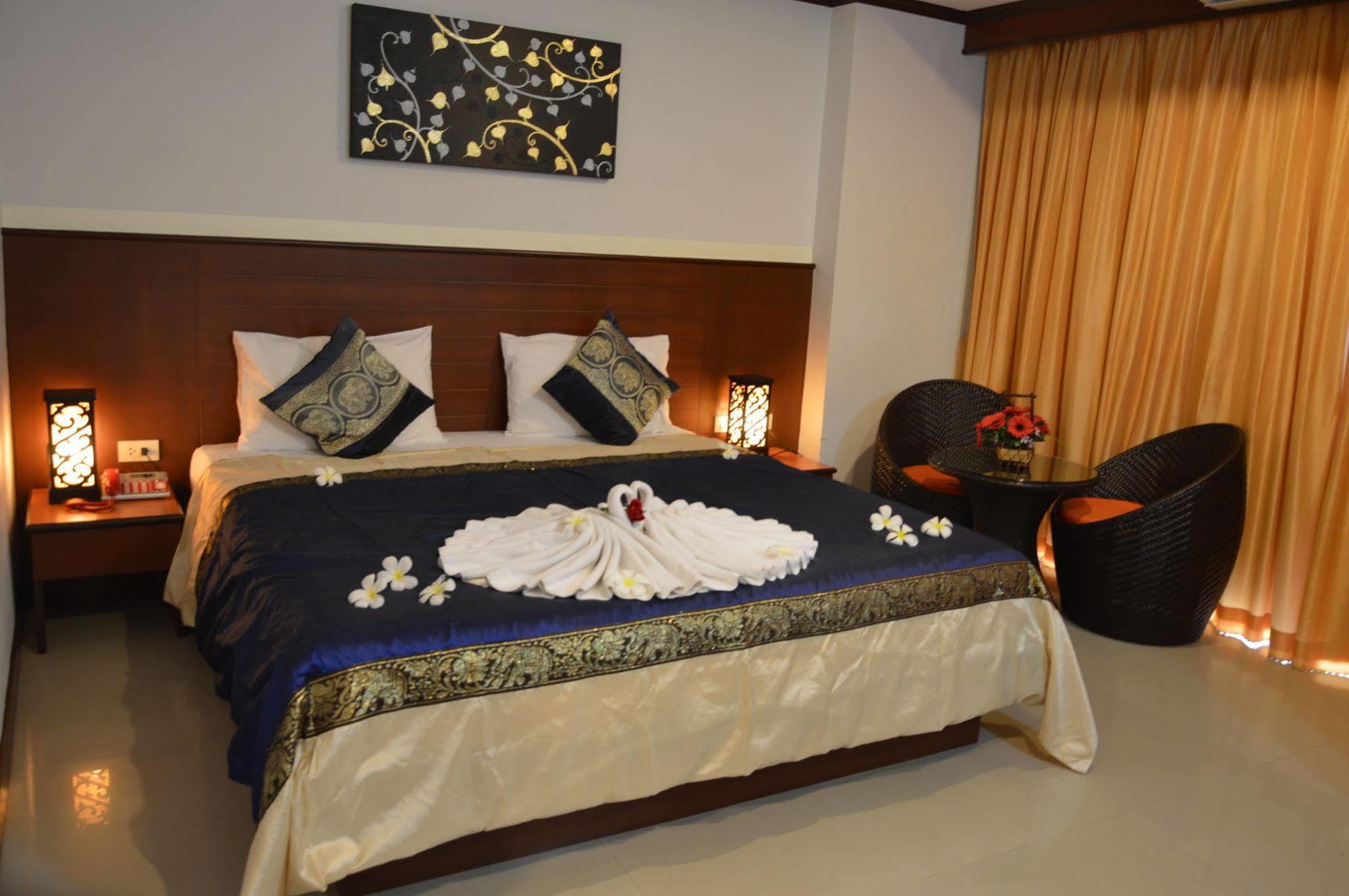 Sharaya Residence Patong Exterior foto